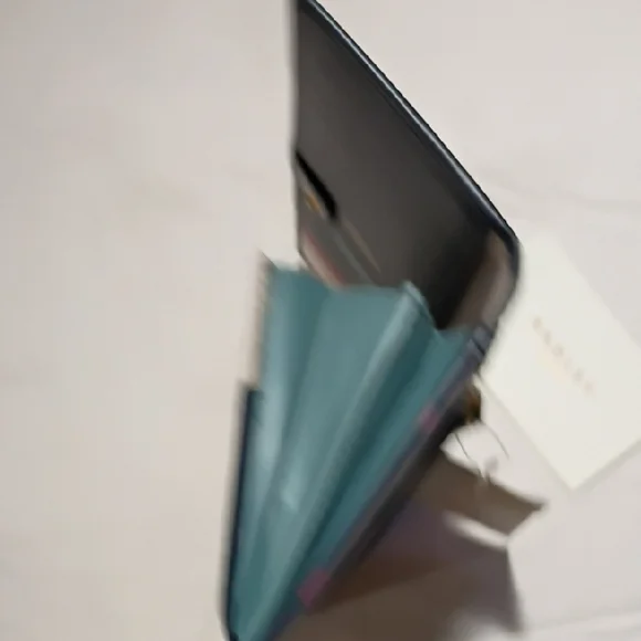 Radley London Wallet.New With Tag. Excellent Condition - Picture 7 of 10